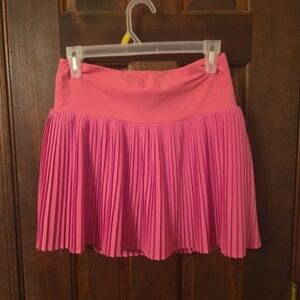 JoyLab Vibrant Pink Pleated Skort